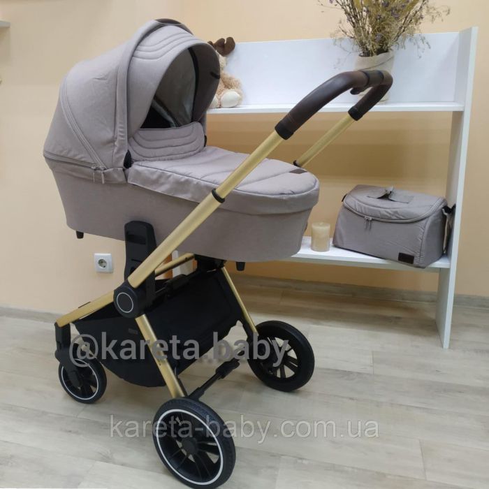 Коляска 2 в 1 CARRELLO Epica CRL-8510 Almond Beige +дождевик золотая (бронзовая) рама