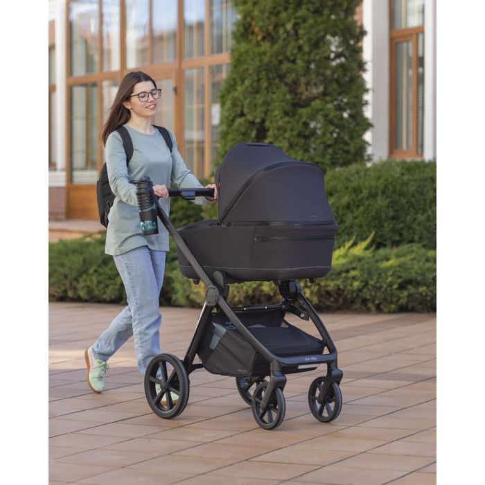 Коляска 2 в 1 CARRELLO Omega Plus CRL-6540 Cosmo Black